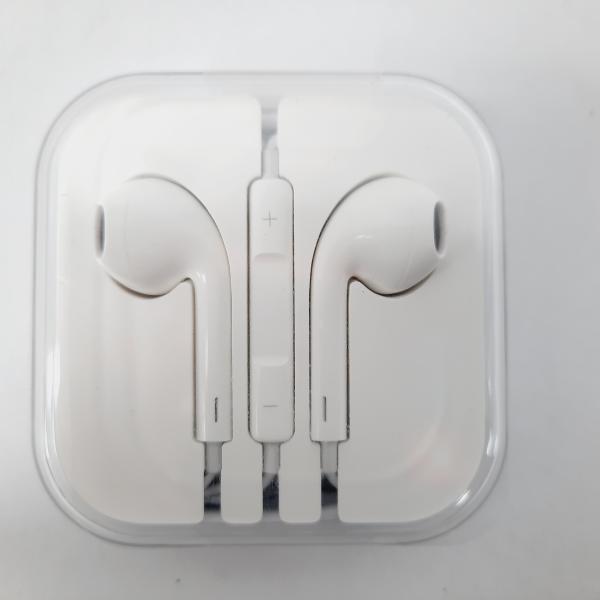 AUDIFONOS MANOS LIBRES CON CABLE STEREO MP3 3.5MM PASTILLA COLOR BLANCO