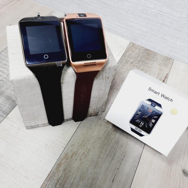 RELOJ INTELIGENTE SMART WATCH Q18 COLOR PLATEADO