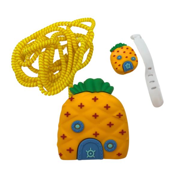 ESTUCHE PARA PROTECTOR DE SILICON PARA CARGADOR Y CABLE COLOR CASA BOB ESPONJA